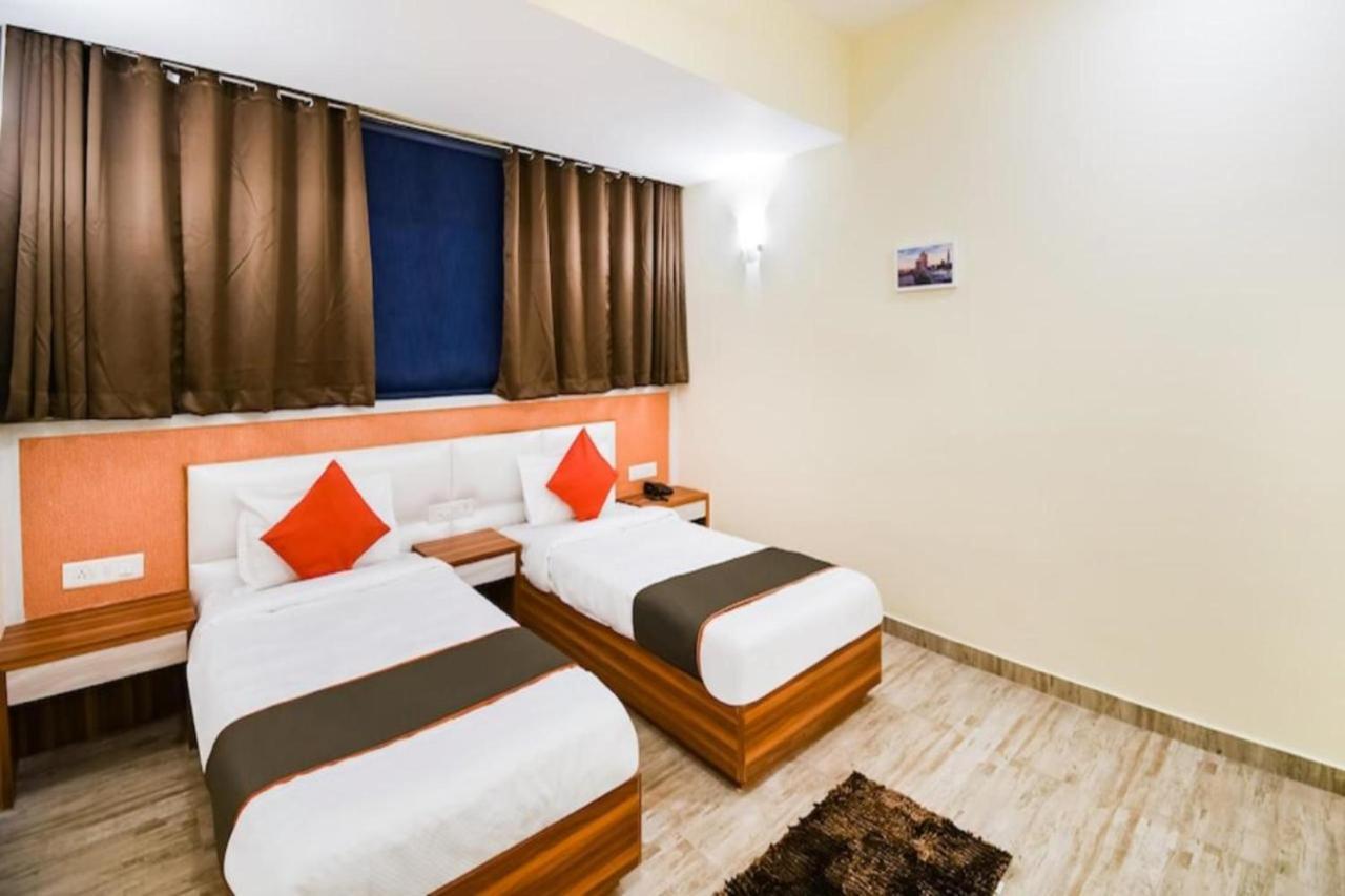 Hotel Golden - I Rāipur Kültér fotó