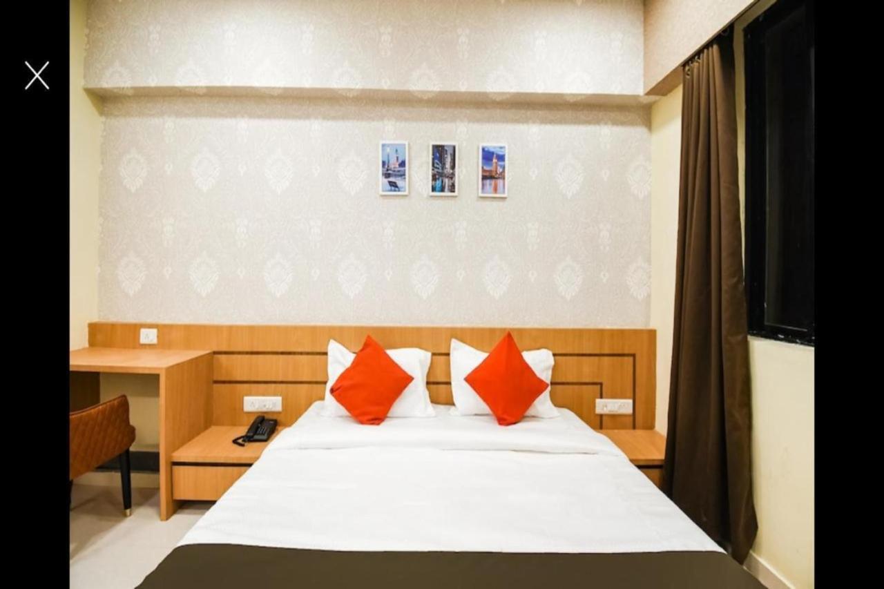 Hotel Golden - I Rāipur Kültér fotó